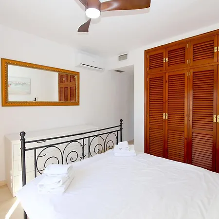 East Penthouse Sylvia Apartamento